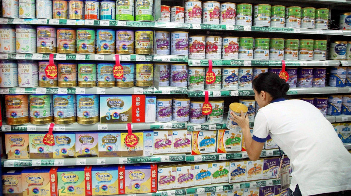 Trung Quốc điều tra chống trợ cấp sản phẩm sữa của EU. (Ảnh: SCMP)