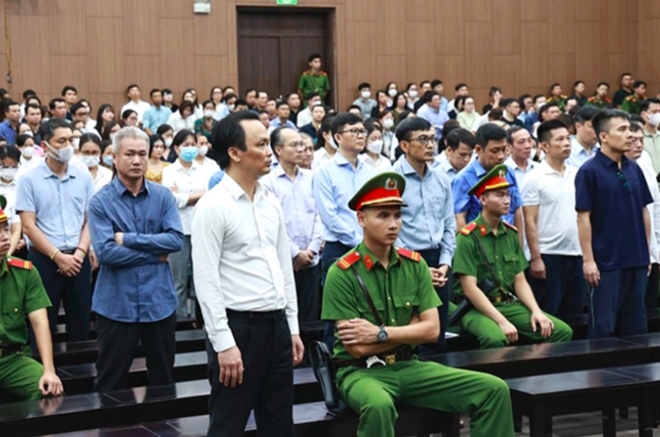 Các bị cáo tại phiên tòa