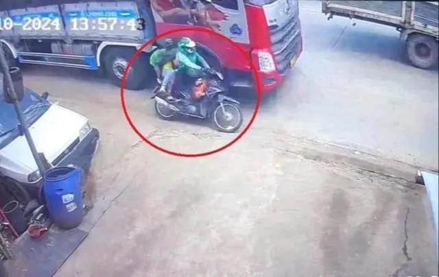 Nhiều vụ tai nạn xảy ra trên đường Mỹ Phước-Tân Vạn do xe tải lấn làn (ảnh: ĐC)