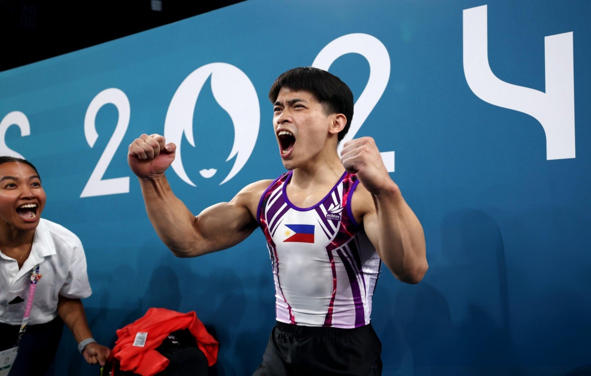 Carlos Yulo giành HCV TDDC cho đoàn Philippines. (Ảnh: Getty). 