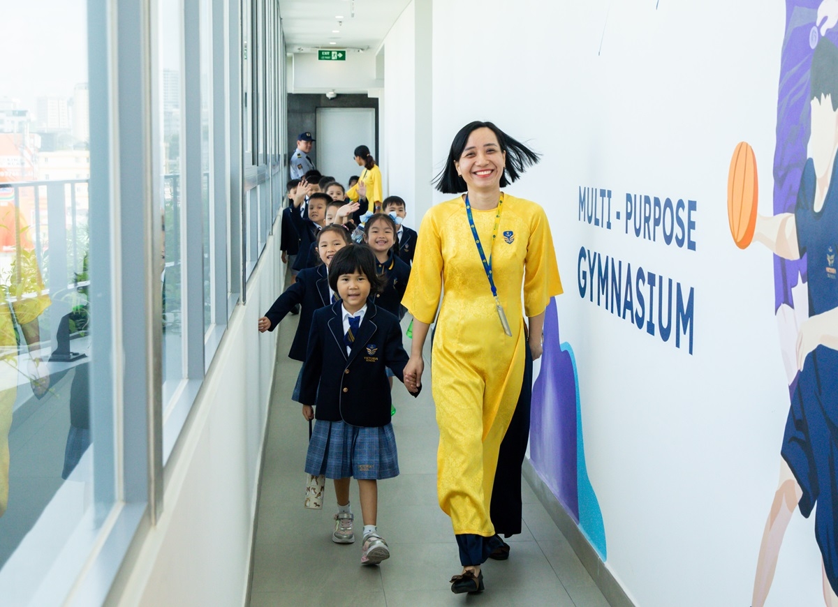 Học sinh Victoria School - Riverside hào hứng trong ngày khởi đầu năm học mới.