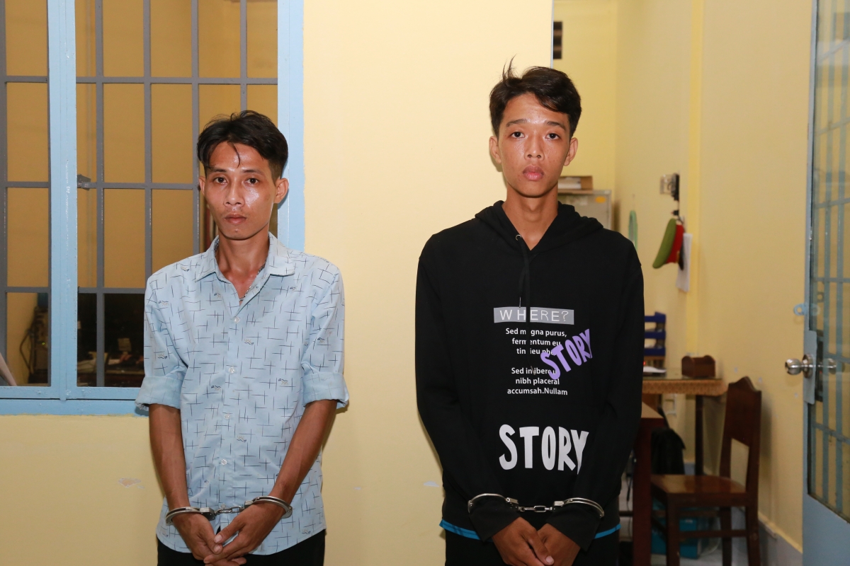 2 đối tượng Trần Văn Ngọc (trái) và Nguyễn Minh Tâm