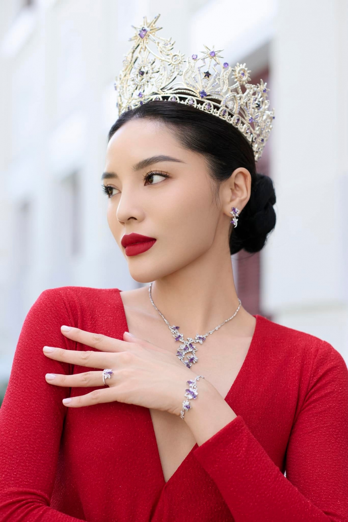“Trân trọng những thành quả đã cố gắng và theo đuổi để đạt được! Sẽ không bao giờ là muộn để bắt đầu lại từ đầu”, Hoa hậu Kỳ Duyên tâm sự. (Nguồn: FBNV)