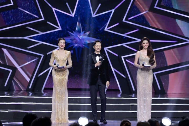 Nhiều khán giả nhận xét MC Thành Trung vô duyên, thiếu chuyên nghiệp khi dẫn dắt chung kết Miss Universe Vietnam 2024.