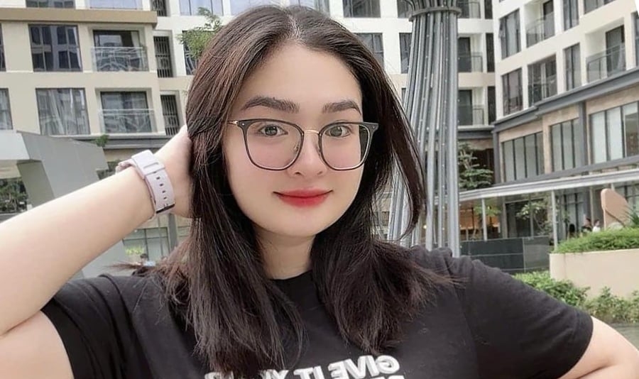 Ca sĩ Thiện Nhân cho biết sống tách biệt gia đình hai năm qua, tự quyết định hạnh phúc riêng bên bạn đời đồng giới.