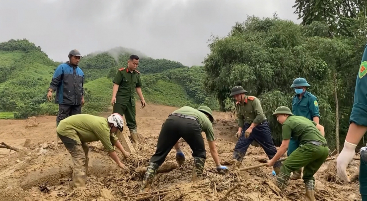 Các lực lượng nỗ lực triển khai công tác cứu hộ, cứu nạn, tìm kiếm người mất tích 