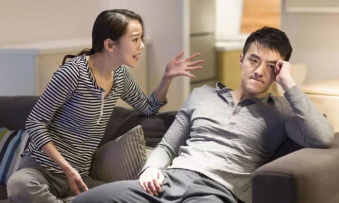 Vợ khiến tôi thấy bị tổn thương ghê gớm và cảm thấy cô ấy không tin tưởng mình (ảnh minh họa)