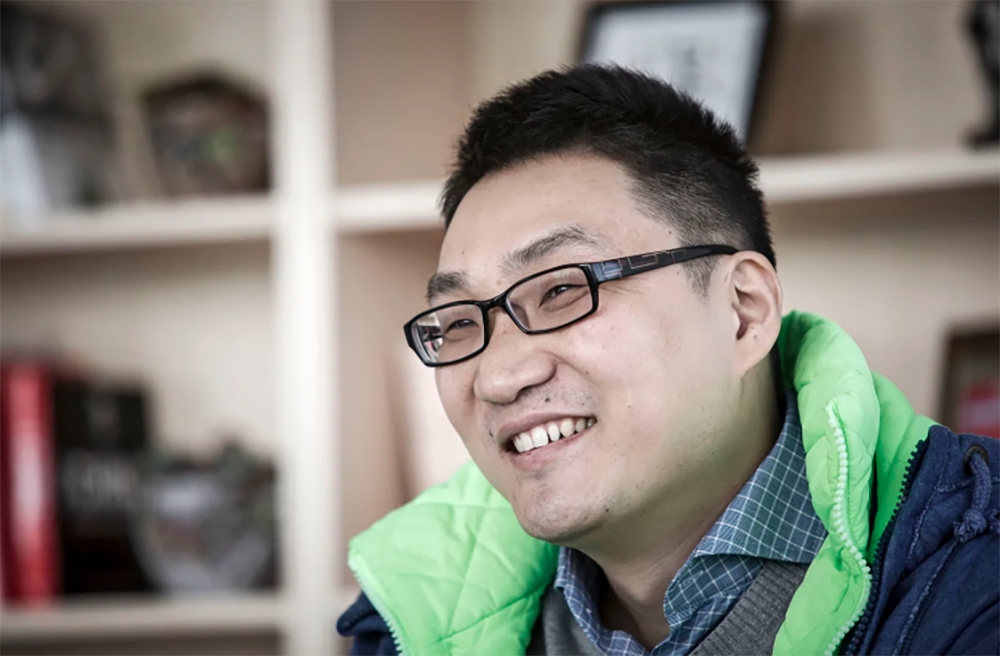 Colin Huang, 44 tuổi - nhà sáng lập nền tảng thương mại điện tử PDD Holdings (Pinduoduo) - đã trở thành người giàu nhất Trung Quốc với khối tài sản trị giá 48,6 tỷ USD hôm 8/8/2024.