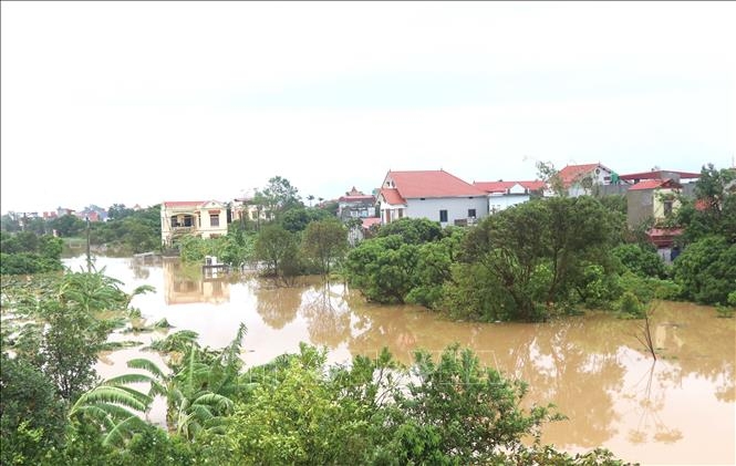 Nước sông Hồng lên cao khiến một số khu vực của thành phố Hưng Yên bị ngập, ngày 11/9/2024. Ảnh: TTXVN