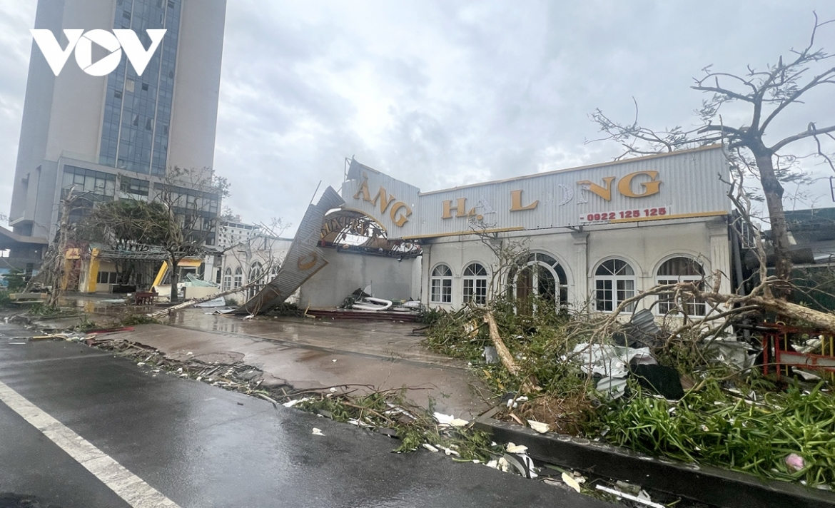 Trong tháng 9 siêu bão Yagi - cơn bão mạnh nhất châu Á quét qua miền Bắc Việt Nam, khiến gián đoạn cung cấp điện, làm đình trệ hoạt động sản xuất nông nghiệp và các nhà máy, ước tính thiệt hại kinh tế lên tới 3,3 tỷ USD... (Ảnh minh họa)