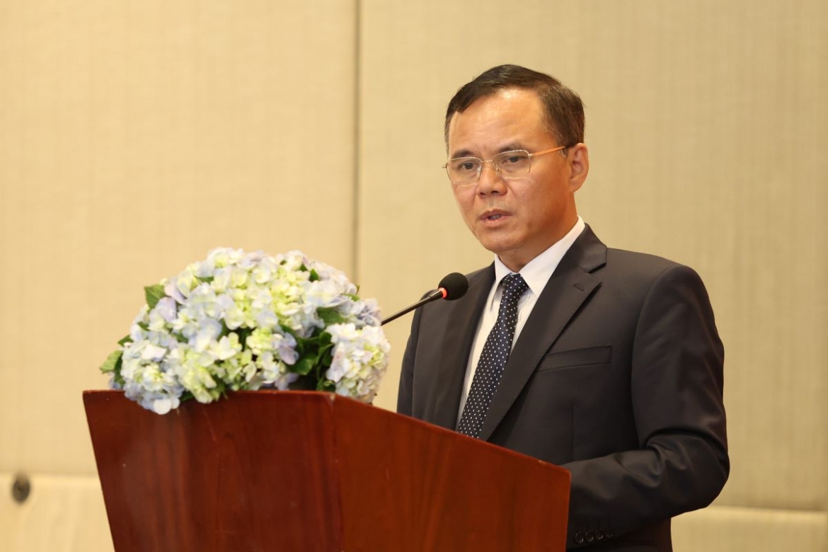 Ông Phạm Kim Đăng - Phó Cục trưởng Cục Chăn nuôi, Bộ Nông nghiệp và Phát triển Nông thôn trả lời báo chí về phát triển chăn nuôi bền vững và hỗ trợ hộ chăn nuôi nhỏ, lẻ khôi phục chăn nuôi sau bão lũ