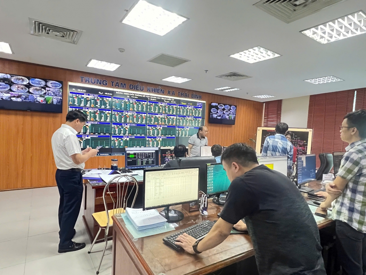 Trực bão tại PC Thái Bình.