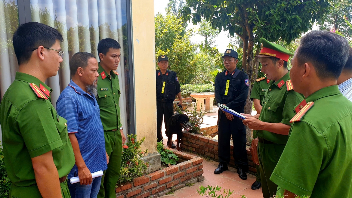 Cơ quan Cảnh sát điều tra, Công an tỉnh Phú Yên tống đạt quyết định khởi tố bị can đối với Đặng Thanh Bình