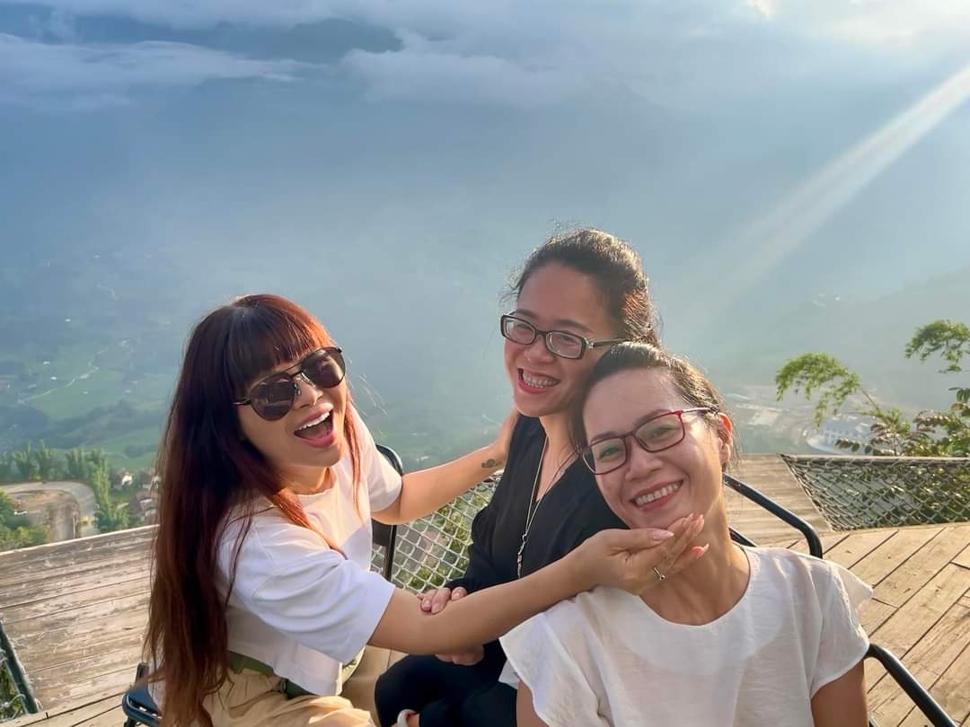 Tam ca 3A gồm 3 chị em ca sĩ Ngọc Anh - Ngọc Ánh - Minh Anh hội ngộ dịp nghỉ lễ.