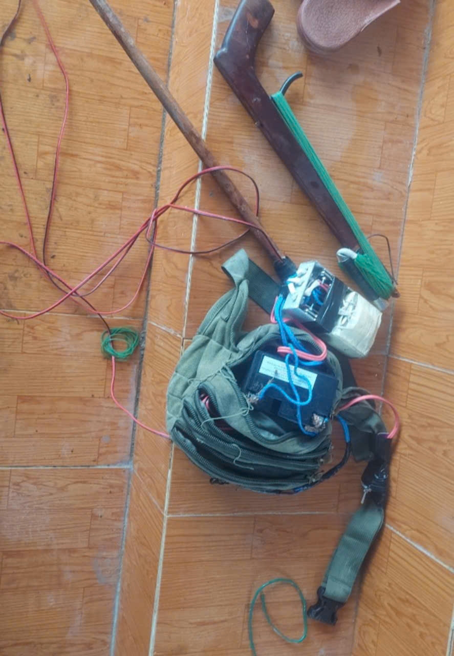 Vật dụng mà các đối tượng trộm chó dùng để gây án