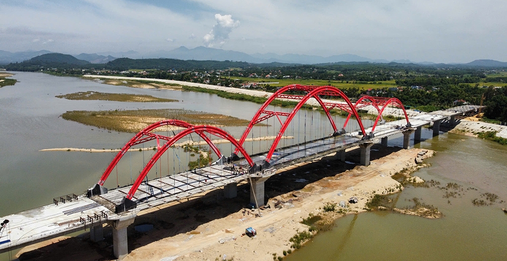 Hạng mục chính của cầu Trà Khúc 3 cơ bản hoàn thành