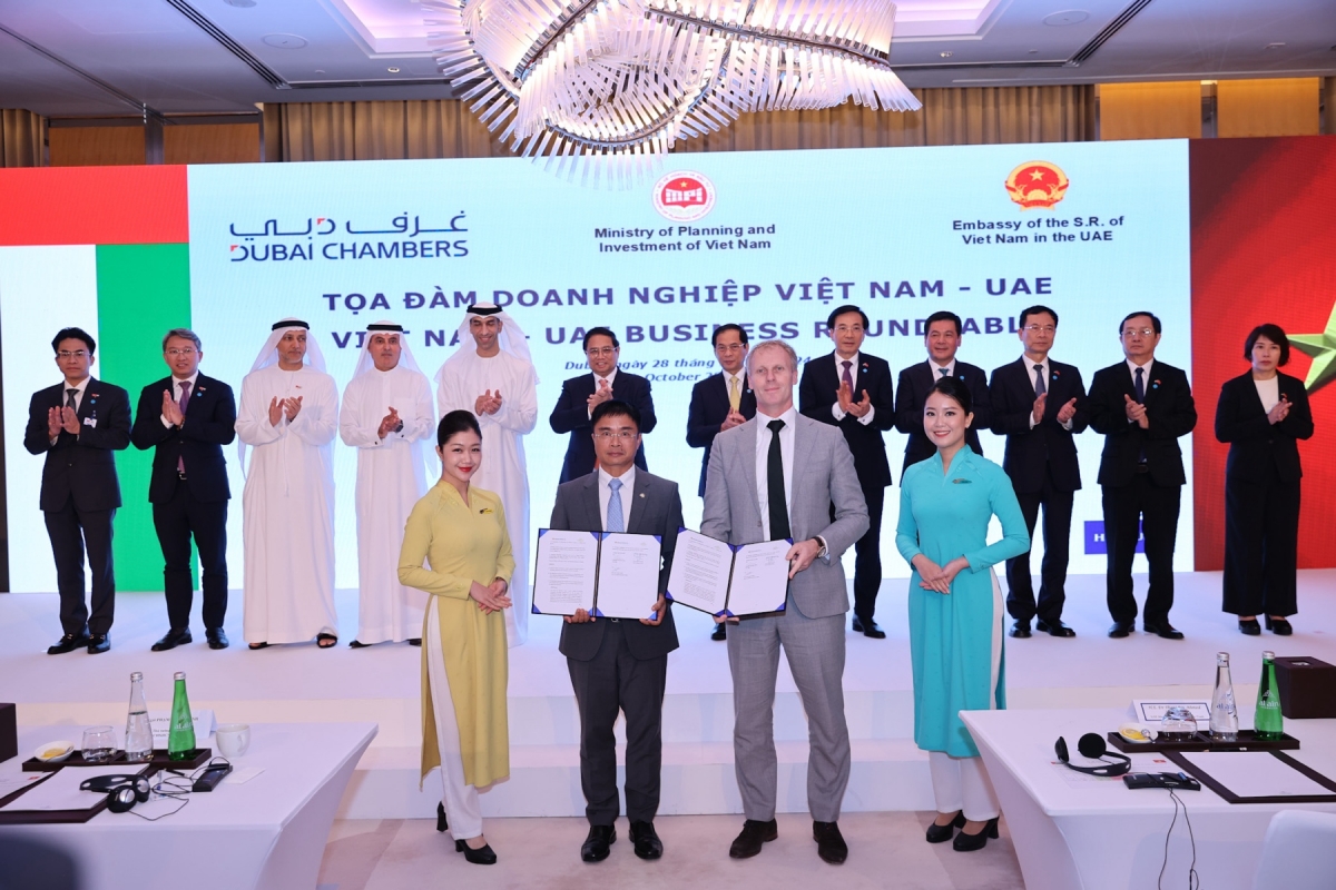 Vietnam Airlines và Etihad Airways trao biên bản ghi nhớ