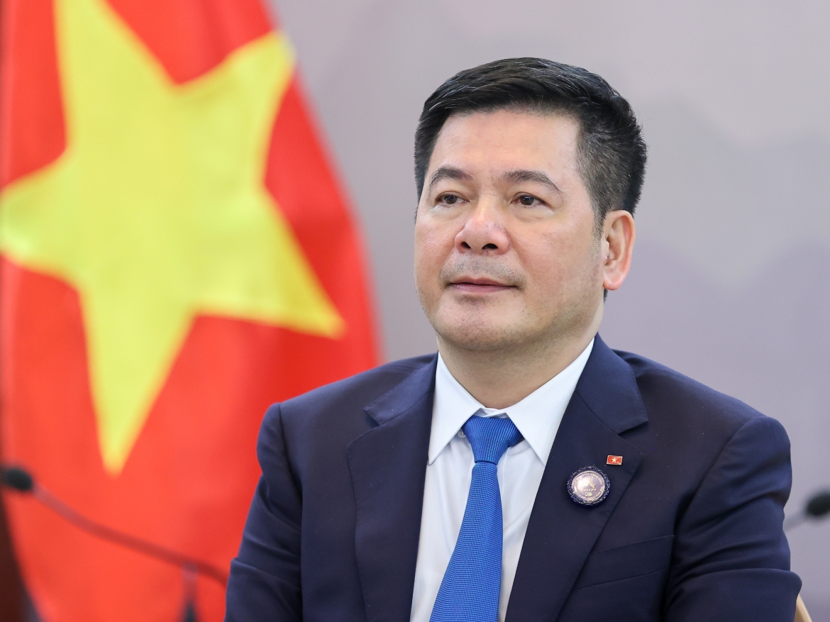 Bộ trưởng Bộ Công Thương Nguyễn Hồng Diên