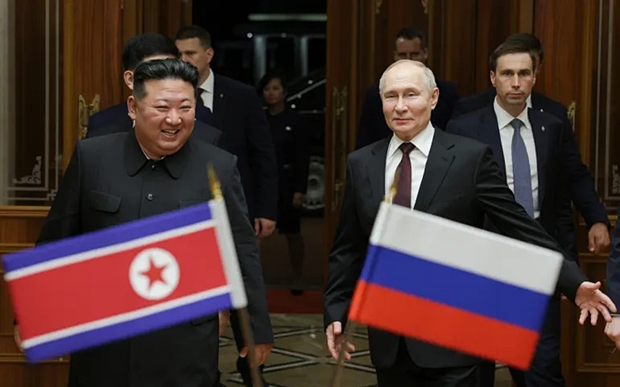 Chủ tịch Triều Tiên Kim Jong Un và Tổng thống Nga Putin trong một lần gặp gỡ. Ảnh: Sputnik.