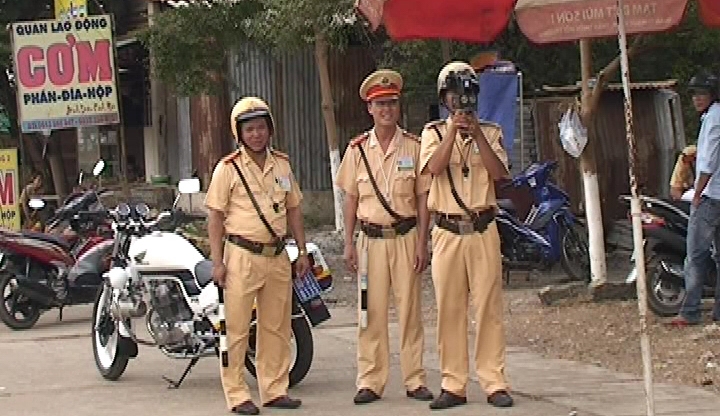 CSGT huyện Trảng Bom làm nhiệm vụ (Ảnh: UBND huyện Trảng Bom)