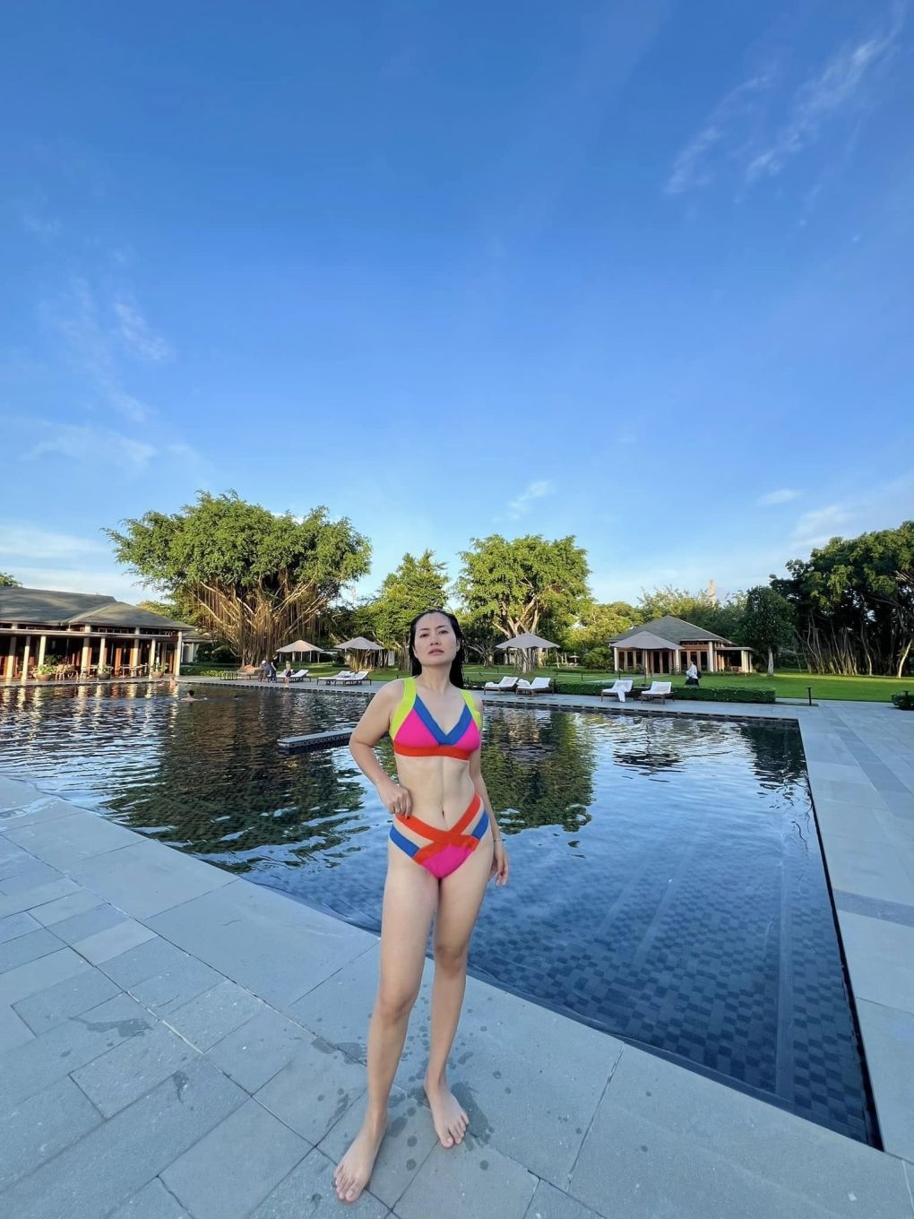 Diễn viên Ngọc Lan khiến nhiều người bất ngờ khi khoe body gợi cảm, cơ bụng săn chắc với bikini sau khi giảm 8 kg.