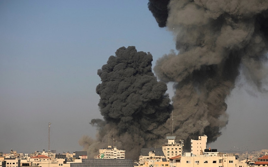 Khói lửa Gaza. Ảnh: Reuters.