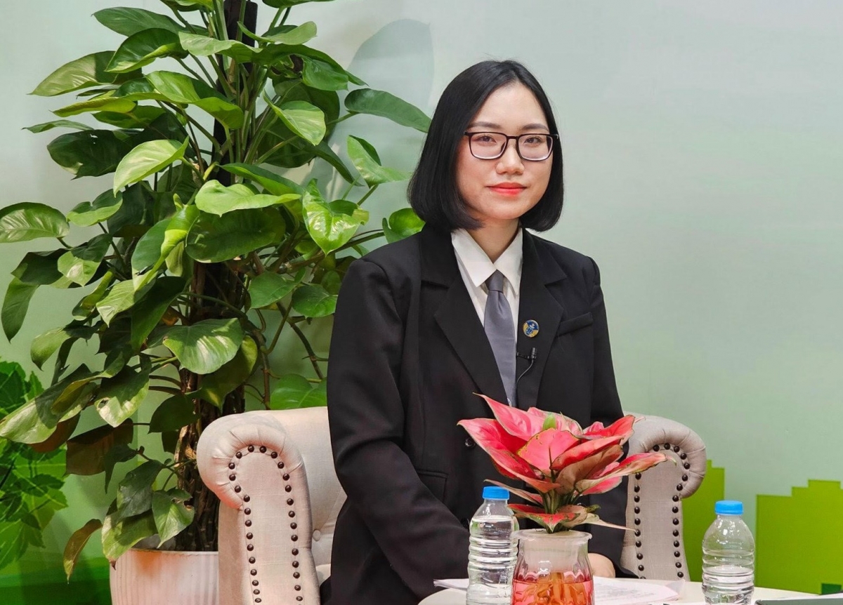 Ths. LS Hoàng Thị Hương Giang (Văn phòng luật sư Chính Pháp, Đoàn luật sư TP Hà Nội)