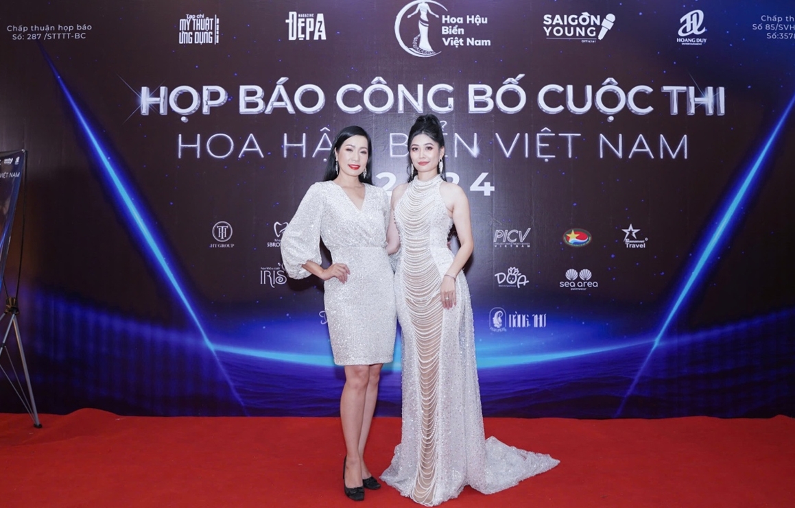 NSND Trịnh Kim Chi cùng Hoa hậu Lê Thị Thơ - Chủ tịch cuộc thi Hoa hậu Biển Việt Nam 2024