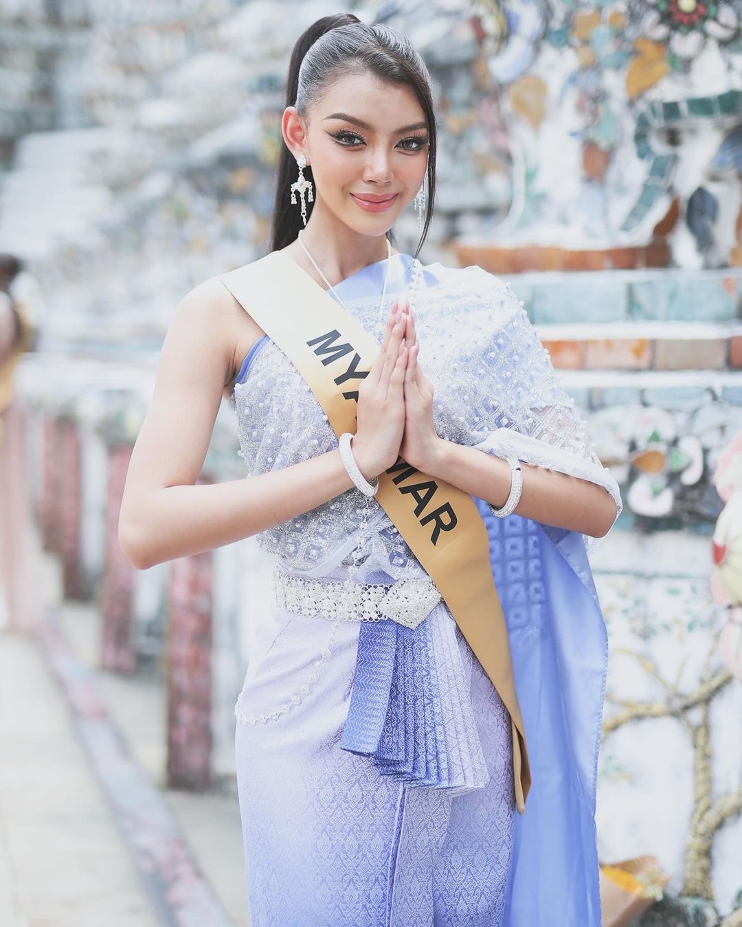 Trải qua một số hoạt động tại Miss Grand International 2024, mới đây trang Grand MGI có hai lần đưa ra nhận định về kết quả chung cuộc. Theo đó, một lần Grand MGI dự đoán Thae Su Nyein trở thành hoa hậu, lần thứ hai dự đoán người đẹp Myanmar trở thành á hậu 1.
