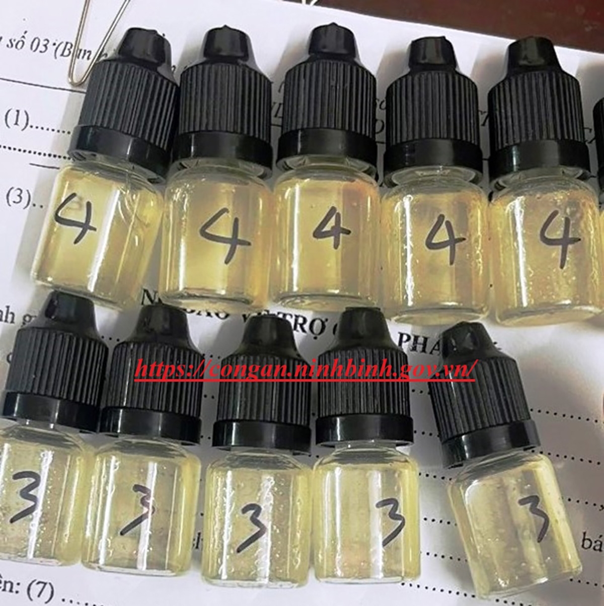 Tang vật thu giữ lúc bắt quả tang