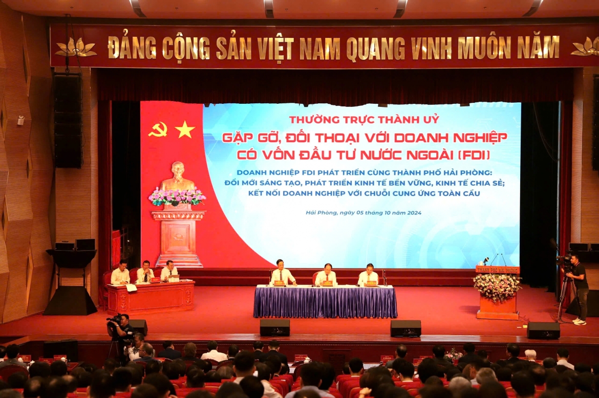 Thường trực Thành uỷ Hải Phòng đối thoại và tháo gỡ khó khăn, vướng mắc cho các doanh nghiệp có vốn đầu tư nước ngoài (FDI) đang hoạt động trên địa bàn.