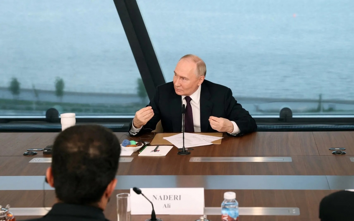 Tổng thống Nga Putin tại Saint Petersburg. Ảnh: Getty.