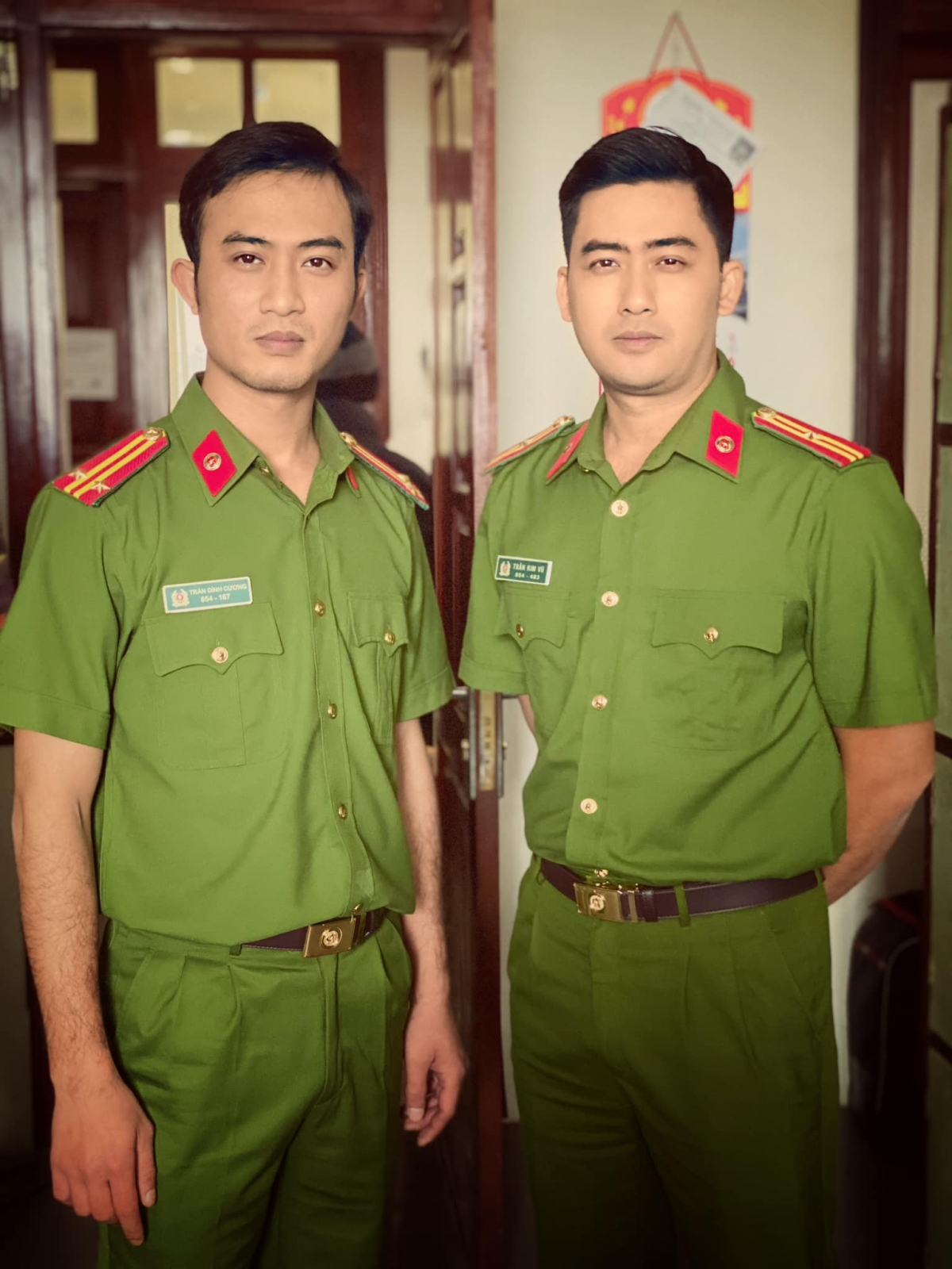 “Cương và Phùng là đôi bạn thân”, Doãn Quốc Đam đăng ảnh hậu trường cùng diễn viên Bảo Anh. (Nguồn: FBNV)