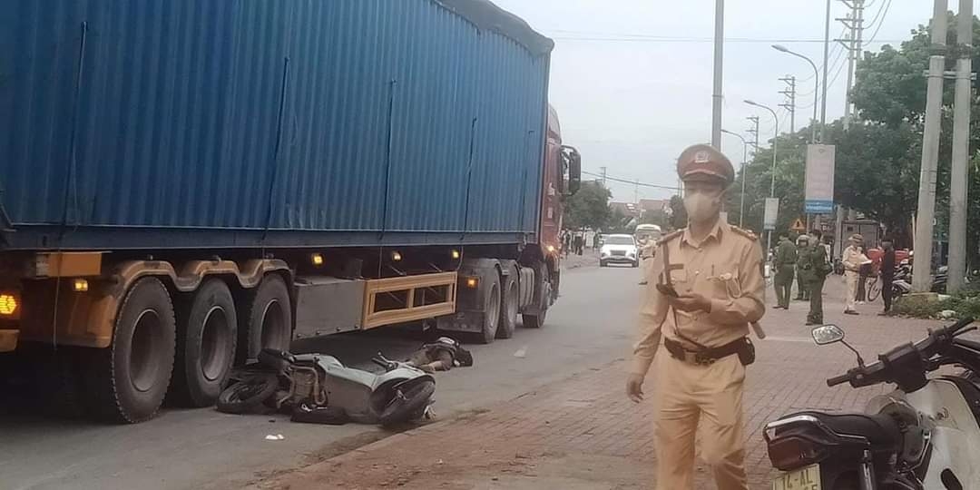 Hiện trường vụ tai nạn xã Quảng Chính, huyện Hải Hà. 