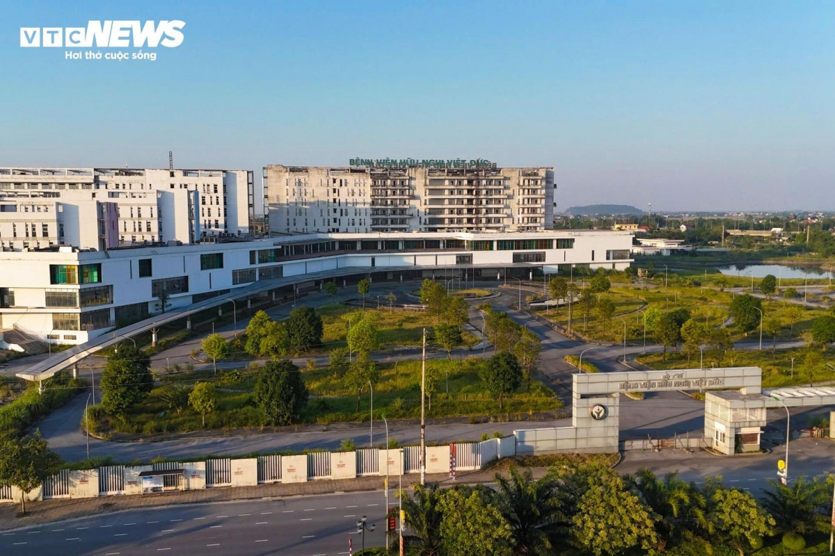 Bệnh viện Việt Đức và Bệnh viện Bạch Mai cơ sở 2 là hai trong số những dự án điển hình về lãng phí được Ban Chỉ đạo Trung ương về phòng, chống tham nhũng, lãng phí, tiêu cực chỉ đạo rà soát, xử lý thời gian tới.