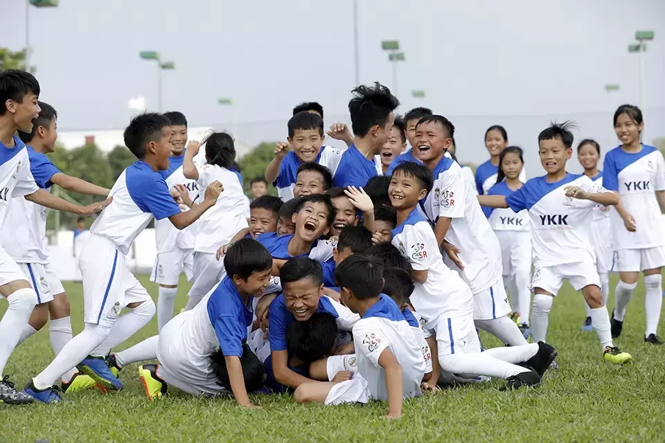 Các em nhỏ sẽ có trải nghiệm có “một không hai” trong đời cùng YKK AKFC.