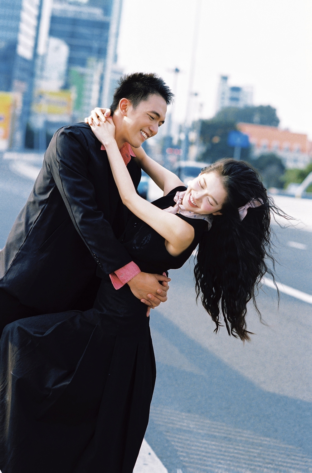 Nhờ vai Phúc trong "Ngày xưa có một chuyện tình", Đỗ Nhật Hoàng đã nhận đề cử Nam diễn viên chính xuất sắc nhất, hạng mục Điện ảnh ở Lễ trao giải Ngôi sao xanh 2024 và đề cử Nam diễn viên chính phim dài xuất sắc nhất tại Liên hoan phim Quốc tế Hà Nội 2024.