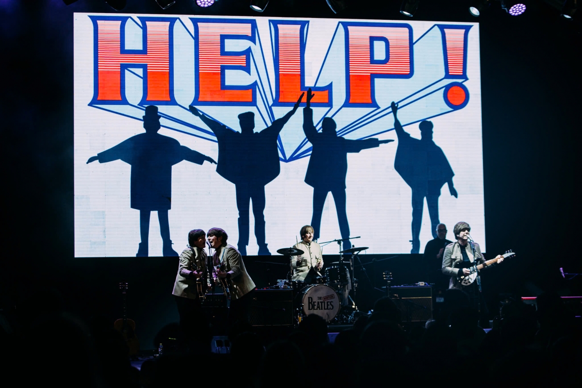 Sau TP.HCM, ban nhạc The Bootleg Beatles sẽ có mặt ở Hà Nội. "Chúng tôi rất mong được gặp tất cả các bạn. Cảm ơn các bạn mang đến không gian biểu diễn tuyệt vời", ban nhạc chia sẻ sau đêm diễn.