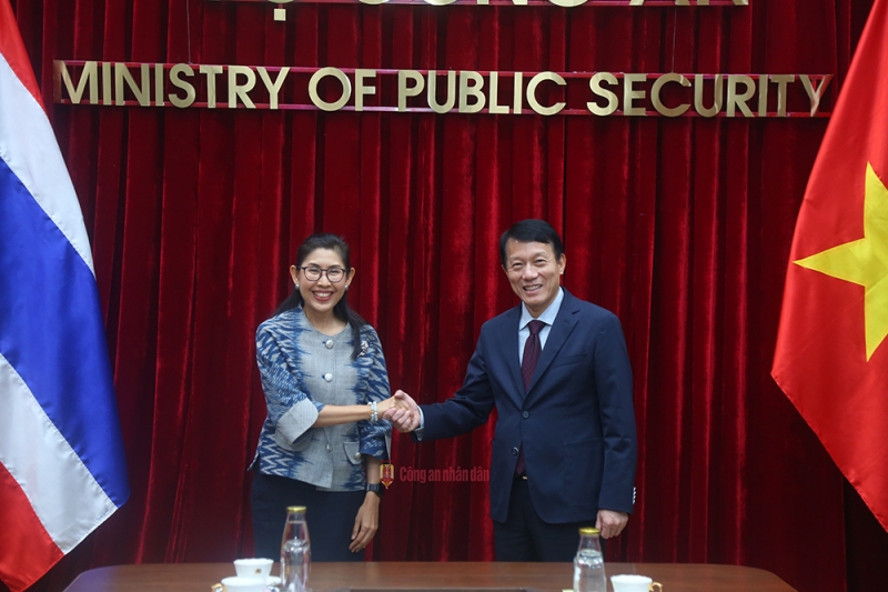 Bộ trưởng Lương Tam Quang tin tưởng, tân Đại sứ Urawadee Sriphiromya sẽ có một nhiệm kỳ công tác thành công tại Việt Nam.