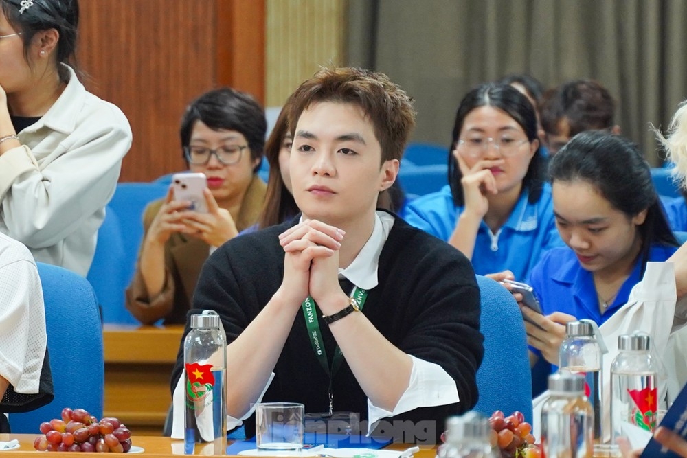 Negav trong buổi gặp mặt tại Trung ương Đoàn. Ảnh: Tiền phong