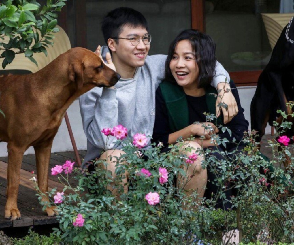 Sau khi nhận bằng tốt nghiệp ngành Y ở ĐH Melbourne đầu tháng 12, Anh Duy - con trai ca sĩ Mỹ Linh - sẽ ở lại Australia làm việc.
