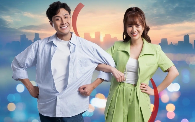 Bộ phim "Mình yêu nhau, bình yên thôi" là câu chuyện của Hân và Đức Anh. Hân là một trong hàng ngàn cô gái ngoài kia vỡ mộng trước cuộc sống hôn nhân gia đình. Giấc mơ màu hồng không tràn ngập tình yêu tan thành mây khói khi cô phát hiện người chồng Đức Anh đẹp trai, hoàn hảo là kẻ ngoại tình. Cả hai ly thân nhưng phải gồng gánh thể diện của gia đình. Nhưng đúng lúc ký giấy ly hôn, cặp đôi rơi vào một sự cố khiến hai bên từ kẻ thù bỗng yêu lại từ đầu. 