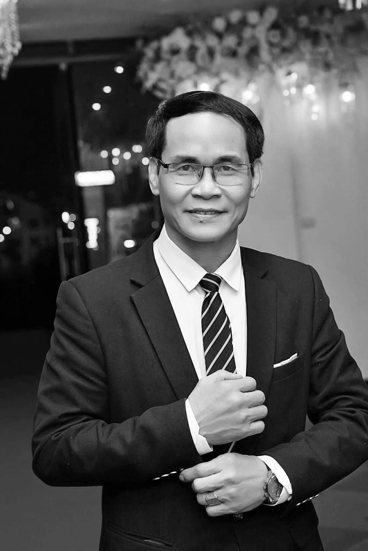 NSƯT Trần Đại Mý qua đời vào ngày 11/11/2024, sau thời gian điều trị bệnh hiểm nghèo. Ông hưởng thọ 62 tuổi. NSƯT Trần Đại Mý từng thi tuyển vào Nhà hát Tuồng Việt Nam. Sau đó, ông theo học Trường trung cấp nghệ thuật Sân khấu và Ðiện ảnh. Ông gắn bó với Nhà hát Tuồng Việt Nam cho đến lúc về hưu. NSƯT Trần Ðại Mý ghi dấu ấn qua một số vở diễn như Nữ tướng Ðào Tam Xuân, Huyền Trân công chúa, Nghêu, Sò, Ốc, Hến...