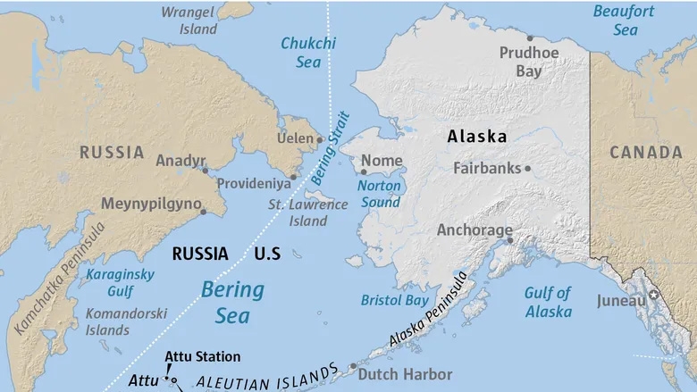 Mặc dù chỉ cách điểm cực Đông lãnh thổ Nga vài chục km qua eo biển Bering, nhưng Alaska lại cách Moscow hơn 6.440 km. Ảnh: Seattle Times