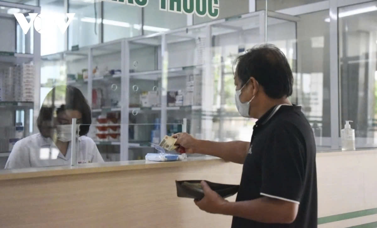 Từ 1/1/2025, không cần xin giấy chuyển viện, người bệnh vẫn được hưởng 100% mức hưởng BHYT trong 1 số trường hợp nhất định