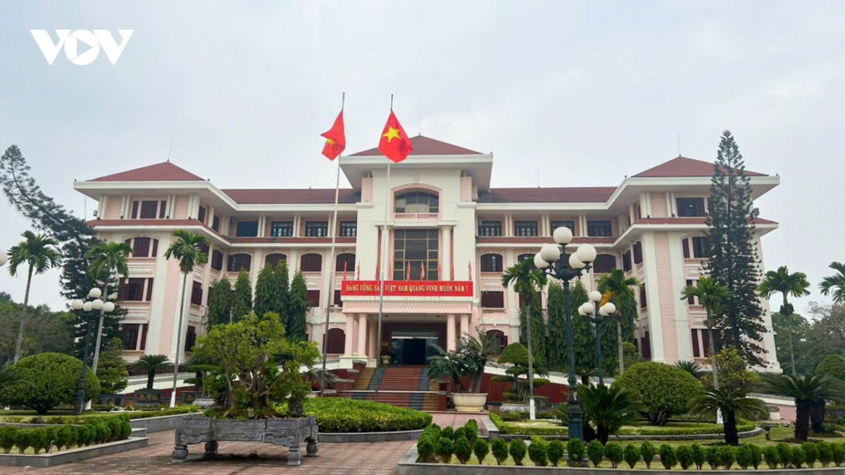 Bắc Ninh kết thúc hoạt động 16 cơ quan, hợp nhất 8 sở