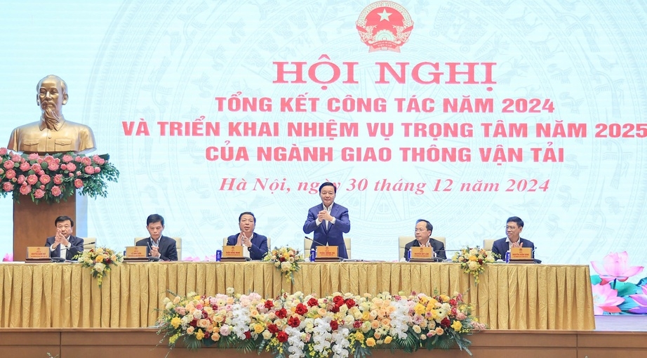Bộ GTVT tổ chức Hội nghị tổng kết công tác năm 2024, triển khai nhiệm vụ trọng tâm năm 2025.