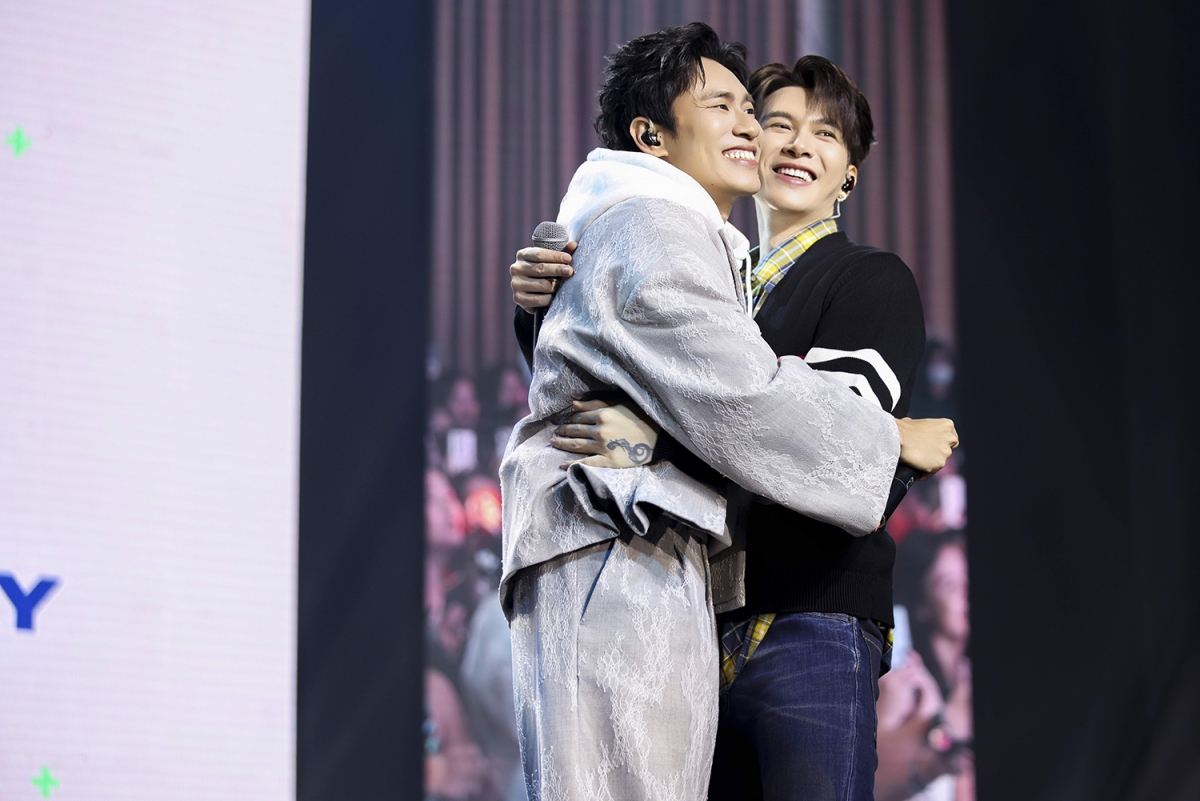 Anh Tú và Kiều Minh Tuấn