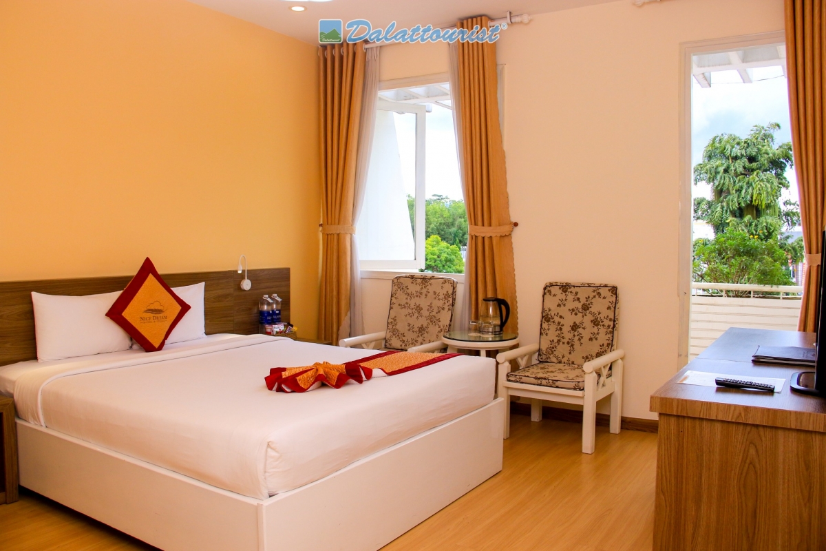 Phòng nghỉ tại Nice Dream Hotel.