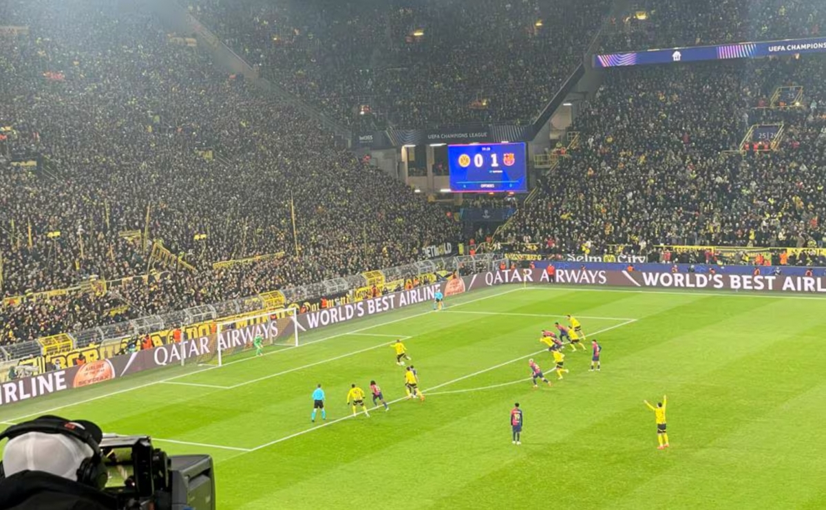 Dortmund có bàn thắng gỡ hoà (Ảnh: UEFA)